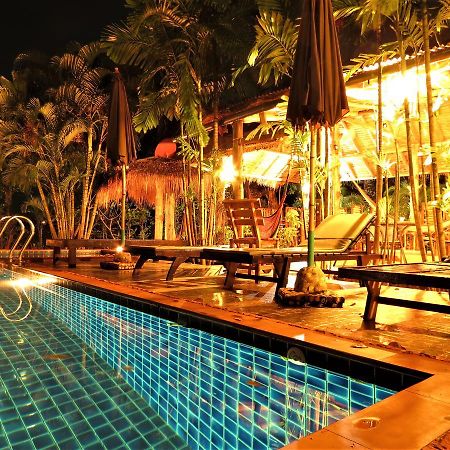 Bamboo Hideaway Resort マーク島 エクステリア 写真