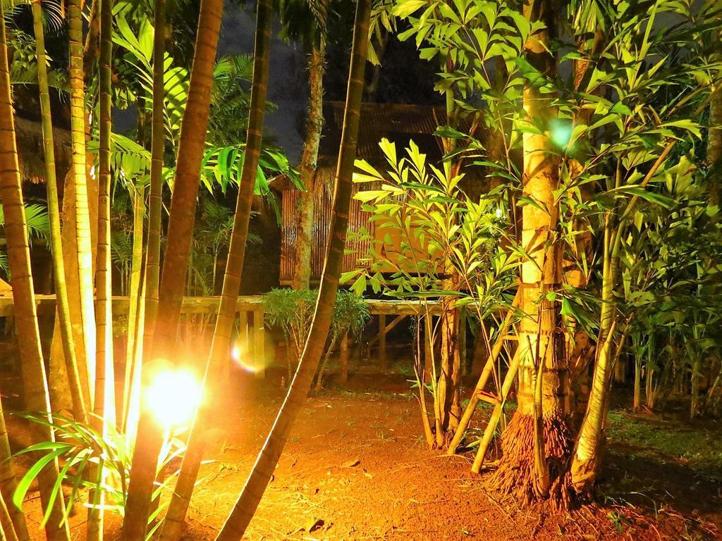 Bamboo Hideaway Resort マーク島 エクステリア 写真