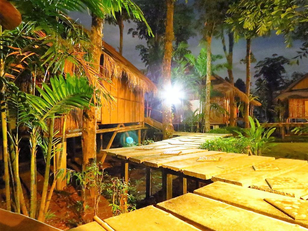 Bamboo Hideaway Resort マーク島 エクステリア 写真