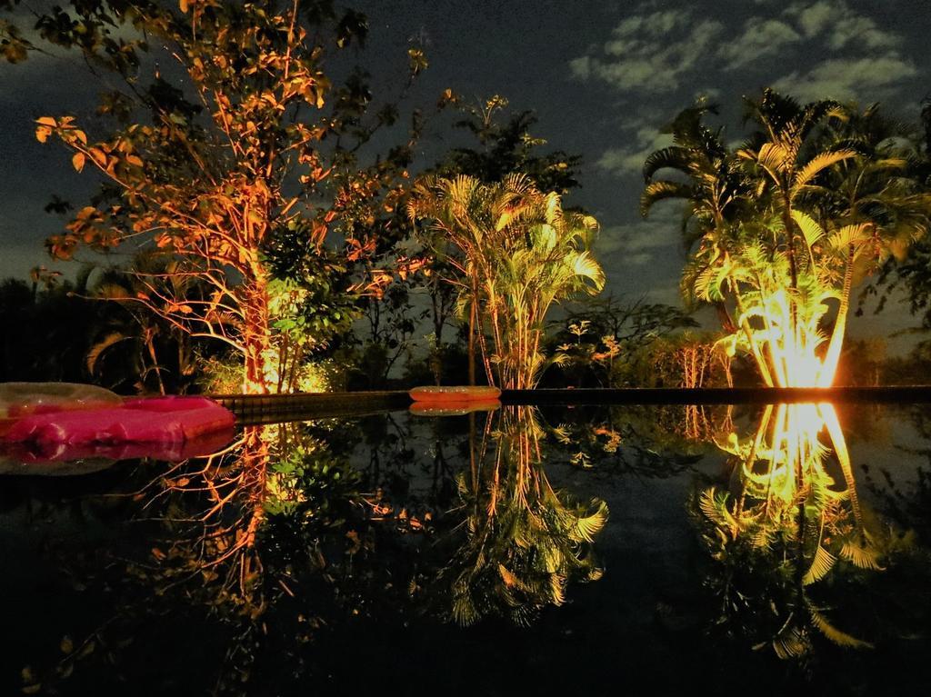 Bamboo Hideaway Resort マーク島 エクステリア 写真