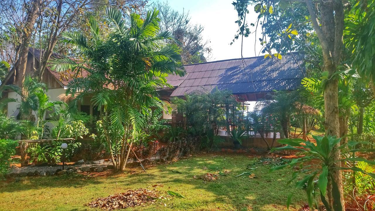 Bamboo Hideaway Resort マーク島 エクステリア 写真