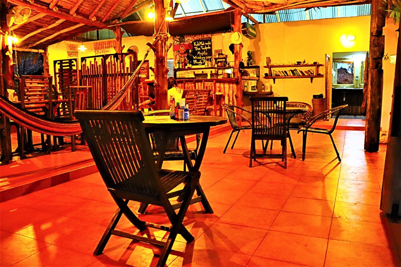 Bamboo Hideaway Resort マーク島 エクステリア 写真