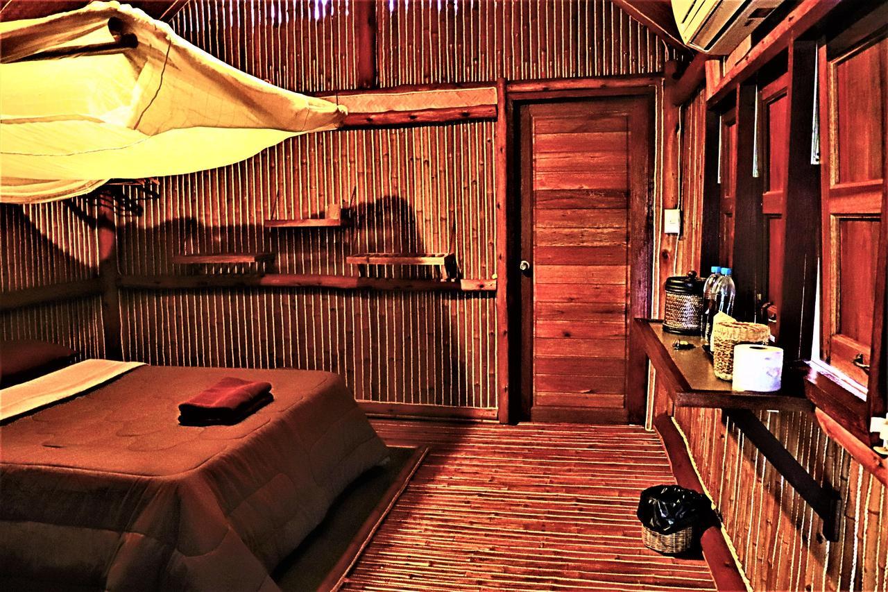 Bamboo Hideaway Resort マーク島 エクステリア 写真