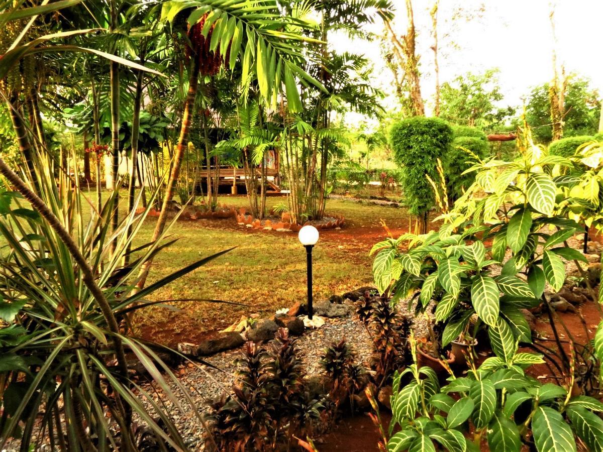 Bamboo Hideaway Resort マーク島 エクステリア 写真