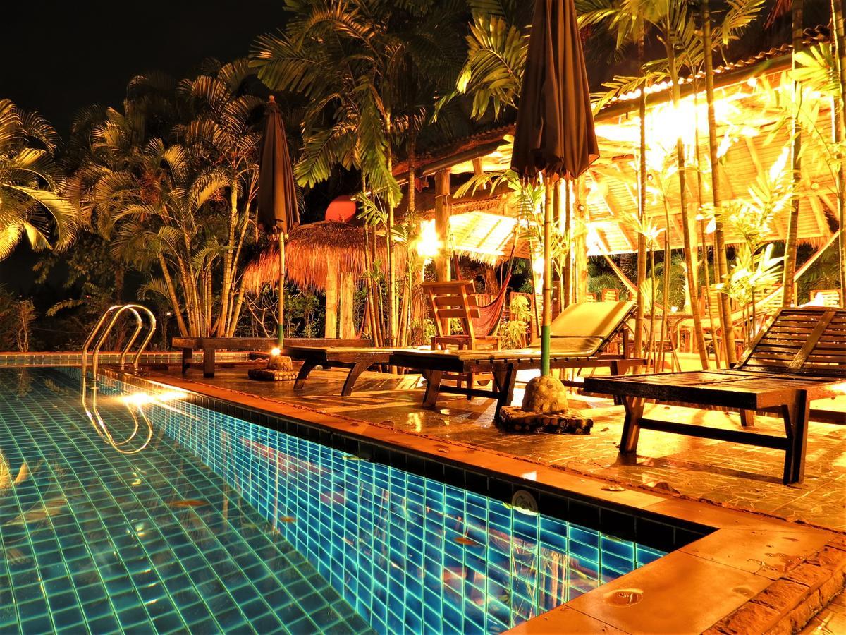 Bamboo Hideaway Resort マーク島 エクステリア 写真